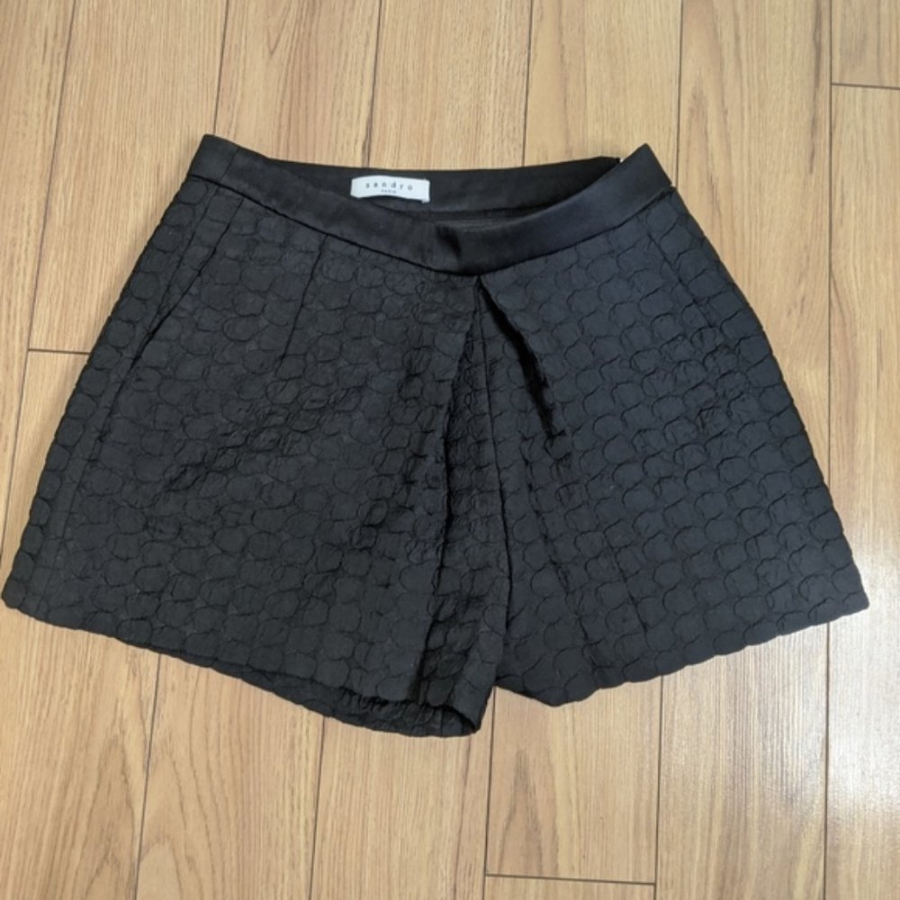Sandro Paris quilted shorts black